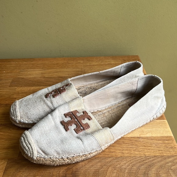 Tory Burch Weston Tan Gold Espadrilles - Picture 3 of 13